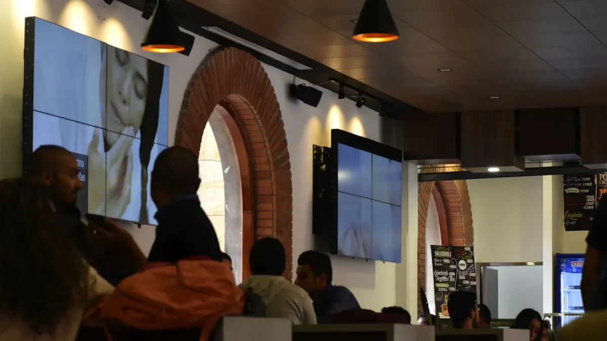 Videowall Universidad Santo Tomás
